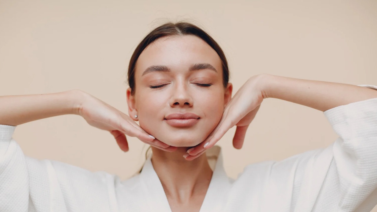 بهترین کرم ضدچروک چیست