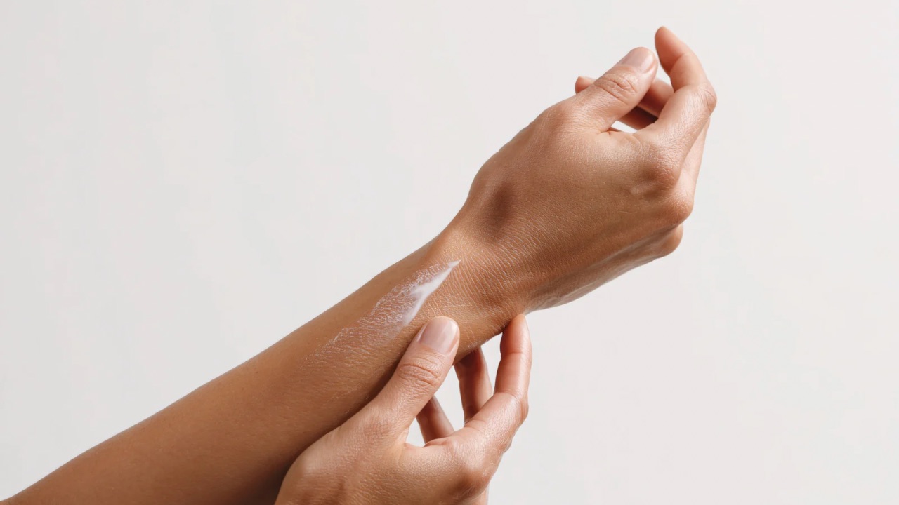 کرم آبرسان دست خوب